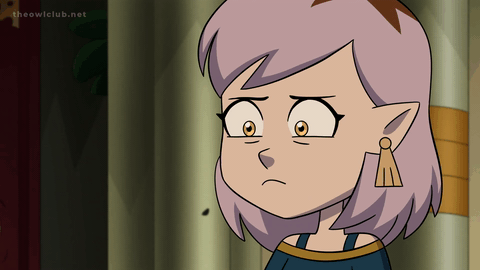 amity saying "oh my titan" (not subtitled), as the camera zooms in gradually on her face (in 2 steps)