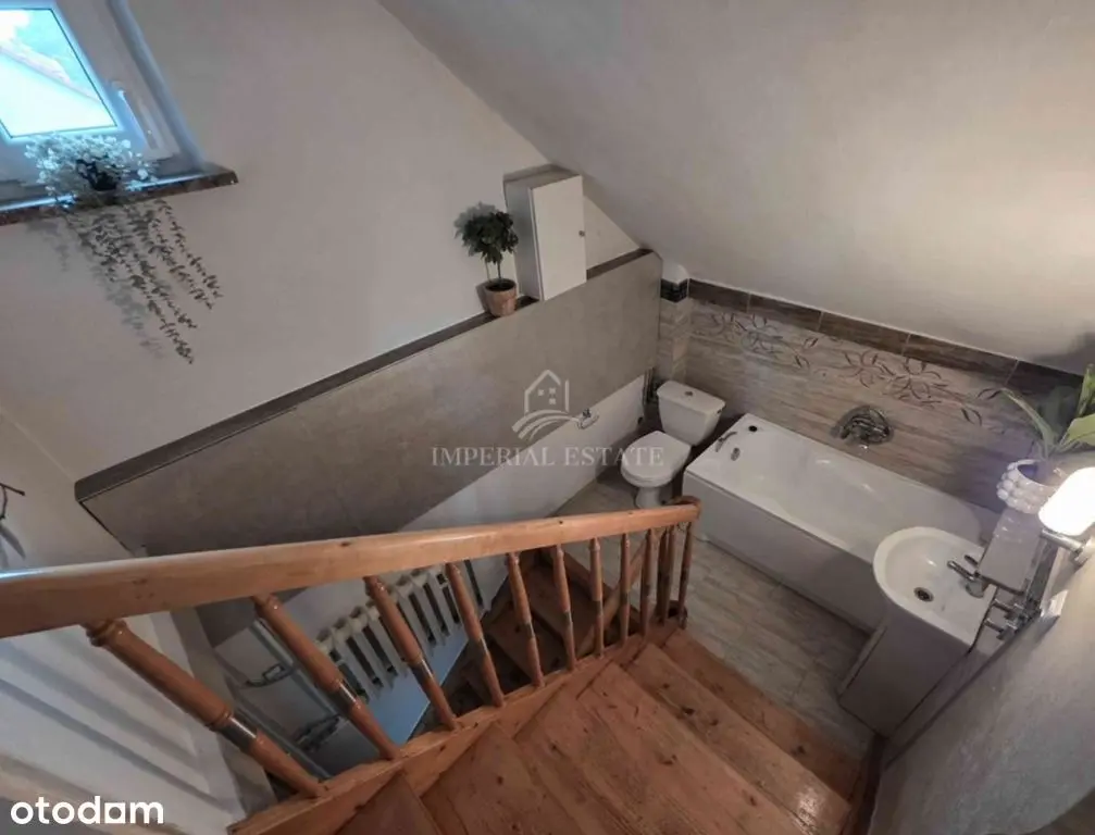 Same bathroom but its at halfway of a staircase actually