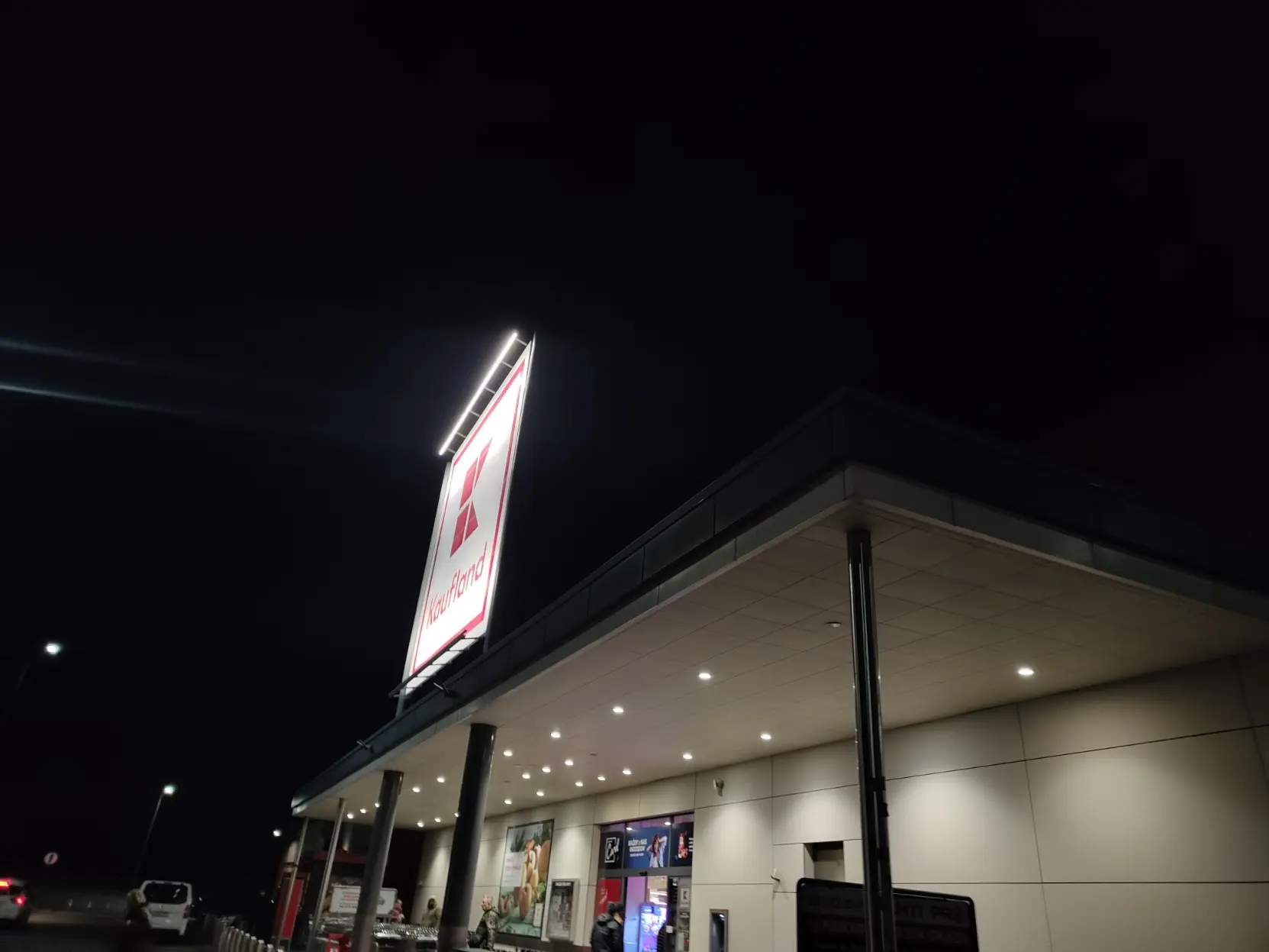 Kaufland entrance
